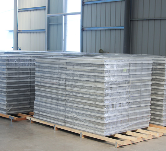 不銹鋼保溫一體板核心優(yōu)勢(shì)